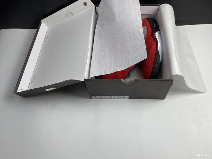 DD0587-600 Bull” “Raging 5 Air Jordan  0325